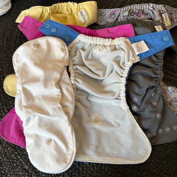 Gro Via Hybrid Cloth Diapers with extra inserts - Picture 2 of 11